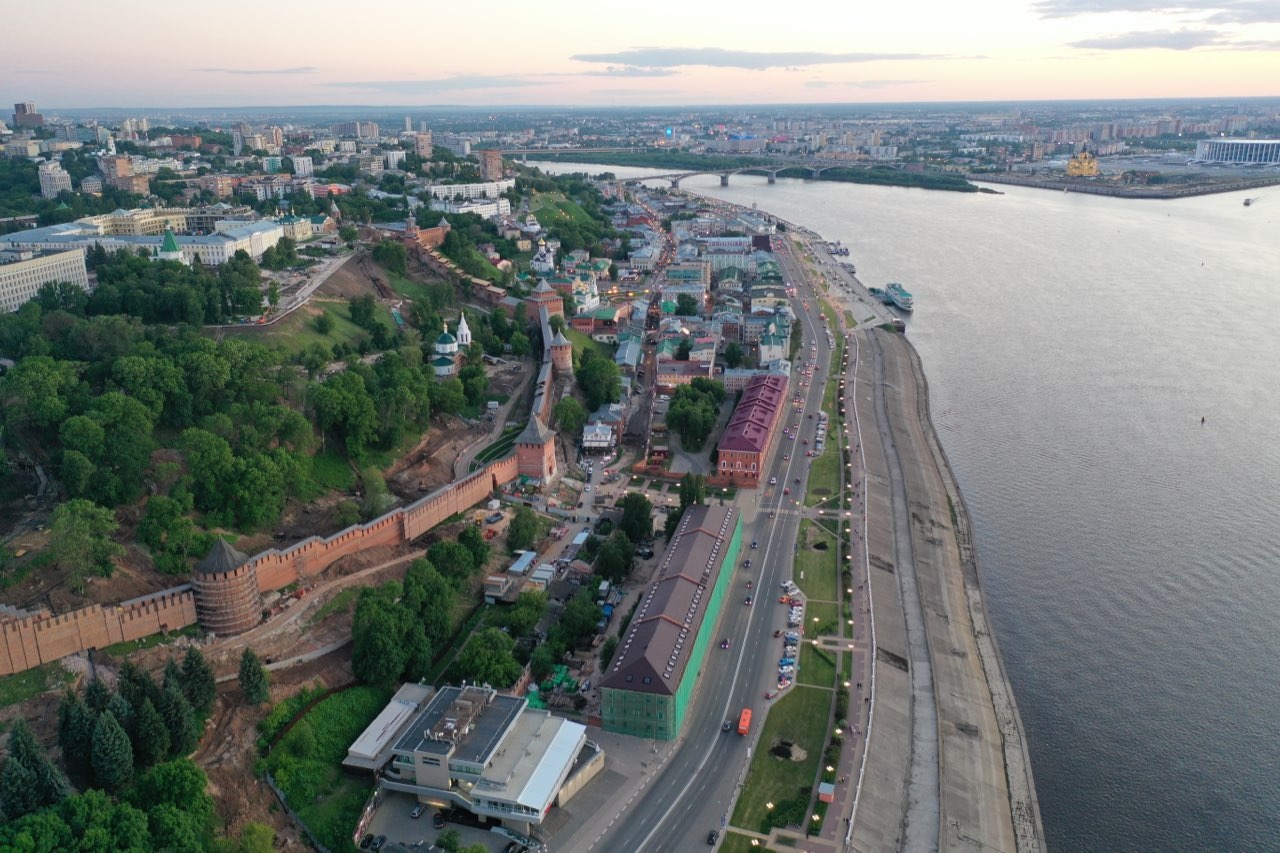 Одну из Красных казарм в центре Нижнего Новгорода продают за миллиард