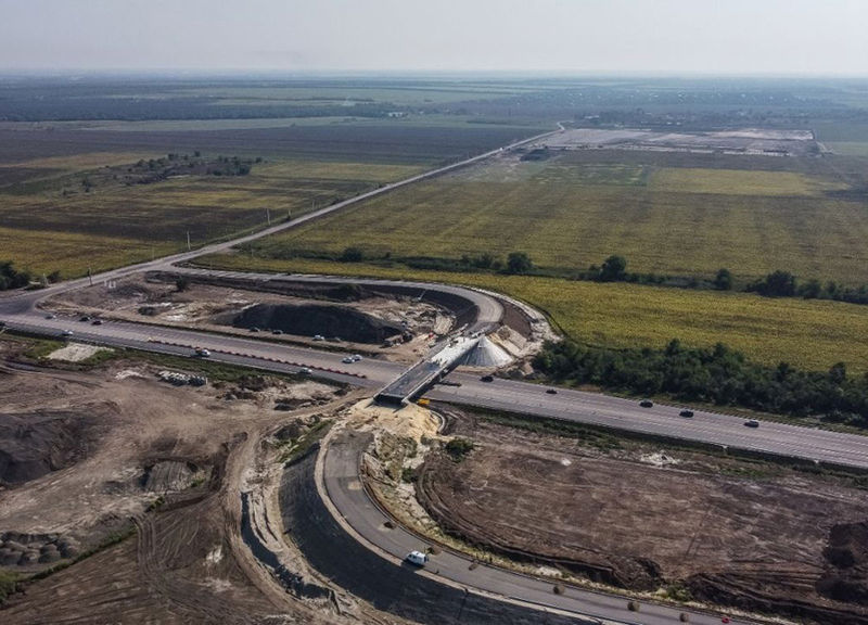 Несколько крупных дорожных объектов будут сданы в строй досрочно в Ростовской области
