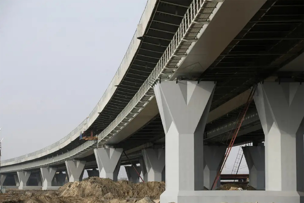 Проезд для автомобилей по обходу Аксая планируют открыть в июне 2023 года - фото 1