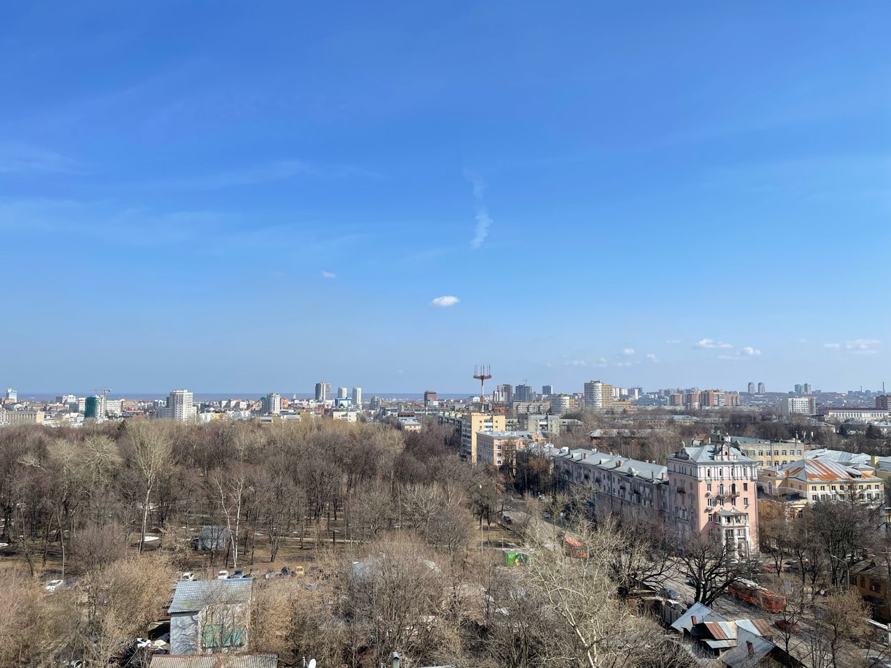 Нижегородский ДУК оштрафовали за протекающие крыши домов - фото 1