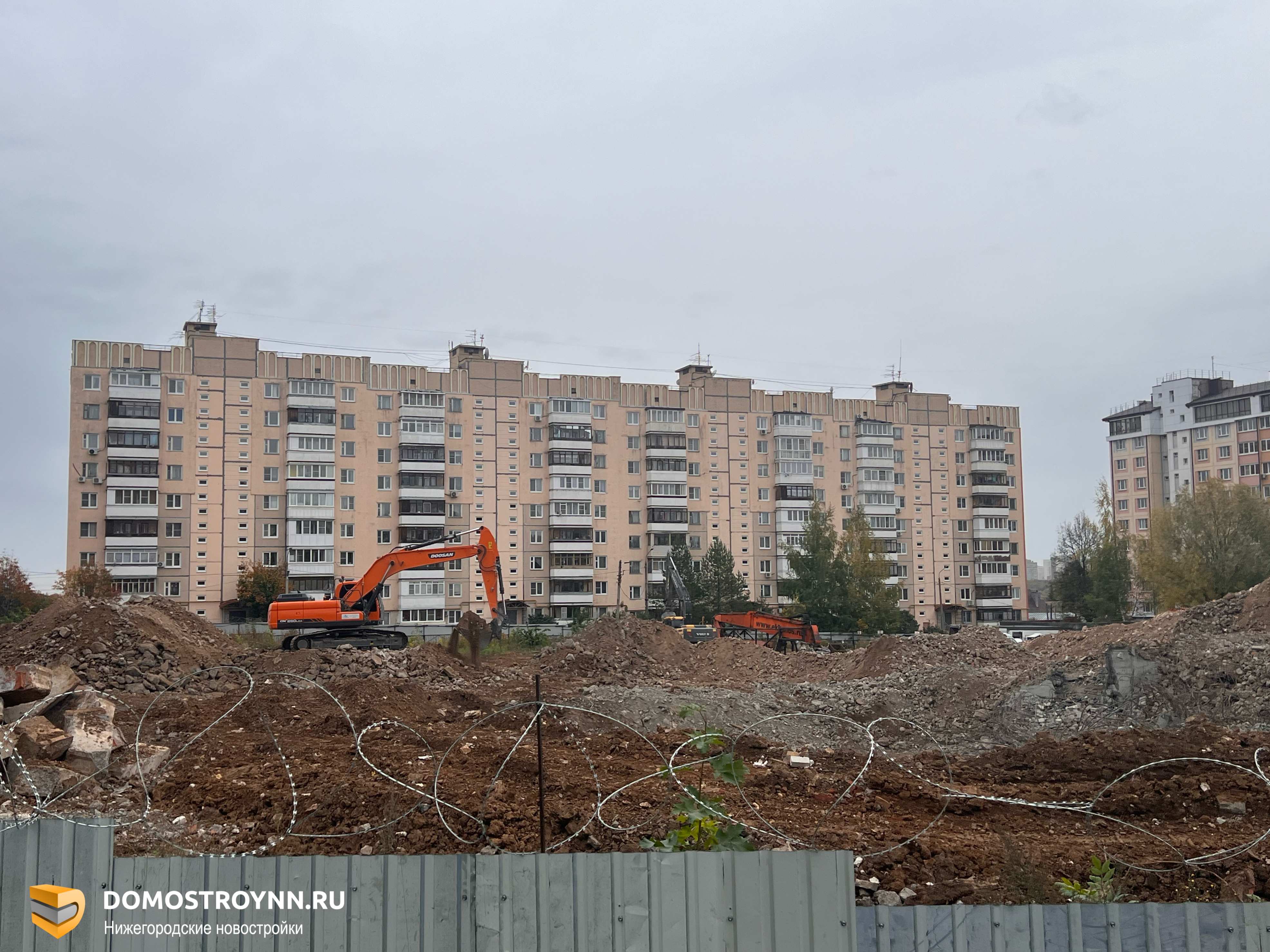 Долгострой на улице Медицинской полностью снесли в Нижнем Новгороде в  октябре 2023