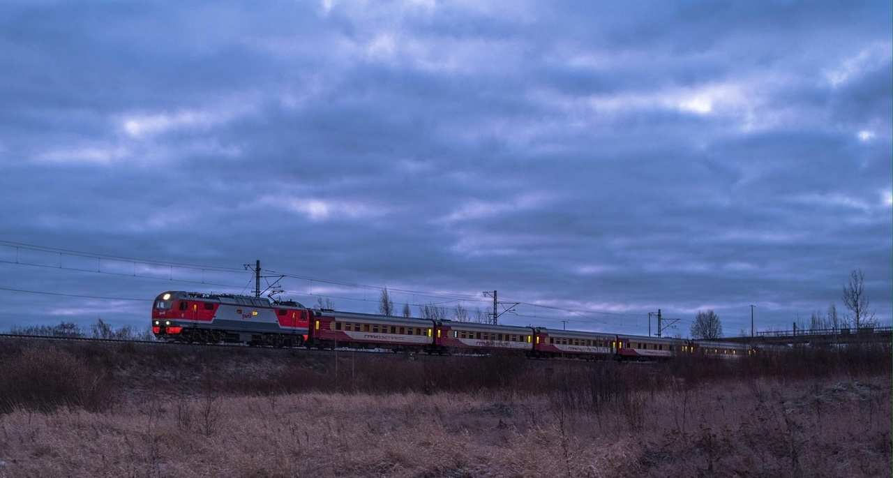 Поезда начнут ходить из Ростов в Крым через новые регионы в 2024 году - фото 1